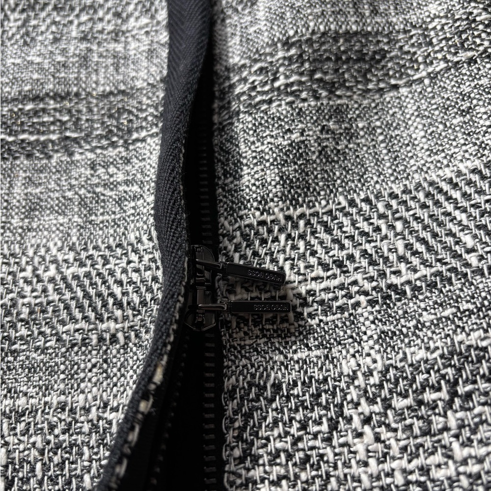 Women's Black and Gray Tweed Jacket - Picture 8 of 11